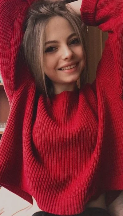 Юля